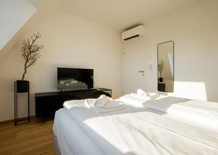 Orestaliving - Penthouse With Designer Renovation * Vienna