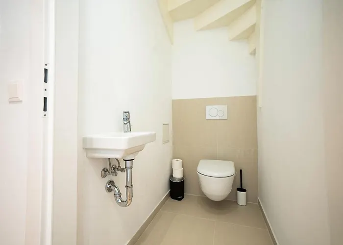 Appartamento Orestaliving - Penthouse With Designer Renovation Vienna